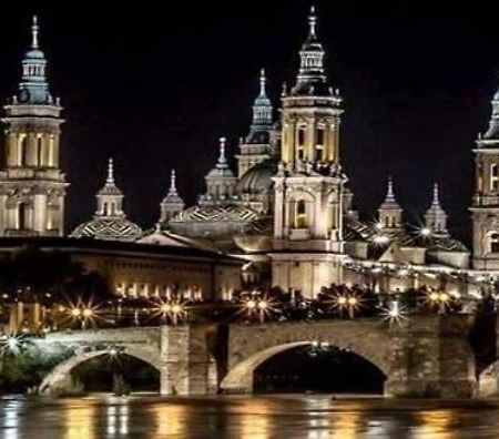 Apartamento Centrico "El Rubi Del Pilar" Daire Zaragoza Dış mekan fotoğraf